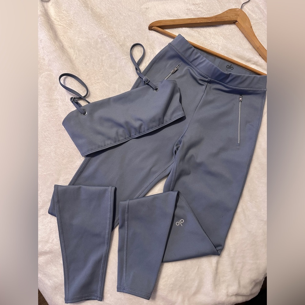 ALO Yoga Blue/Gray leggings